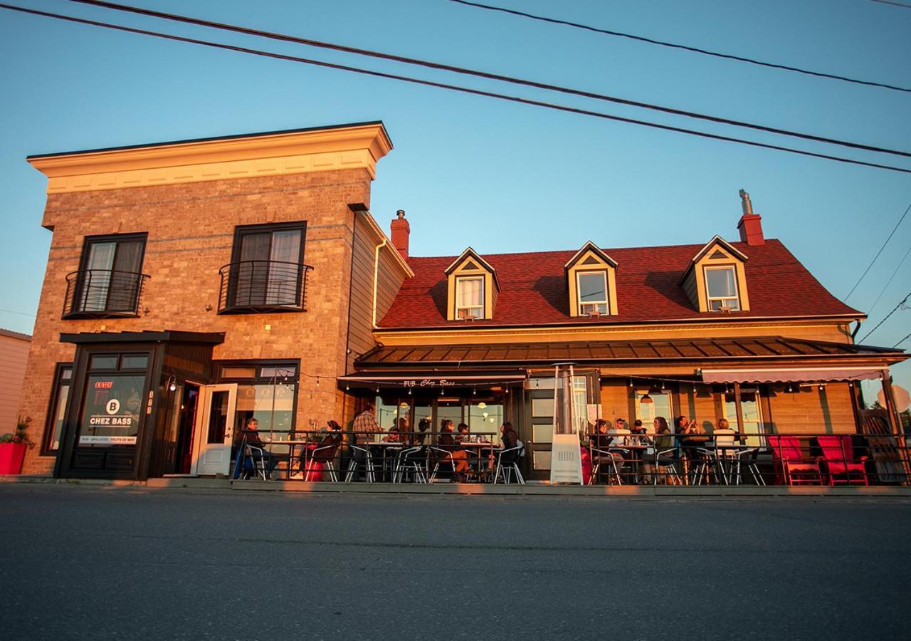 Hotel Le Littoral Bistro Gourmand Et Auberge Sainte Anne-des-Chênes Exteriér fotografie